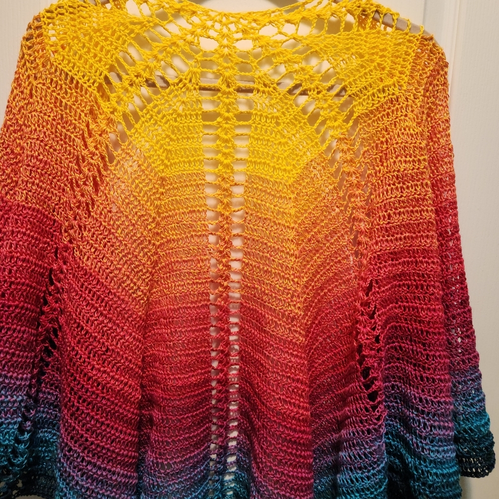 Flutter shawl - Picture 2 of 4